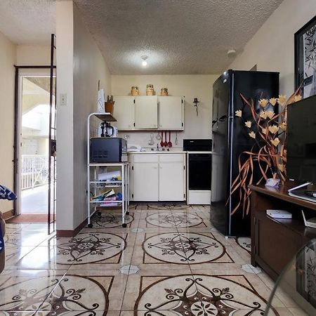 Oaklands Oasis Apartment คิงส์ตัน ภายนอก รูปภาพ