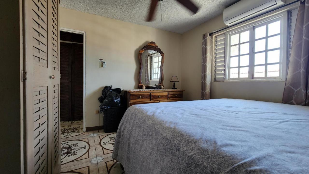 Oaklands Oasis Apartment คิงส์ตัน ภายนอก รูปภาพ